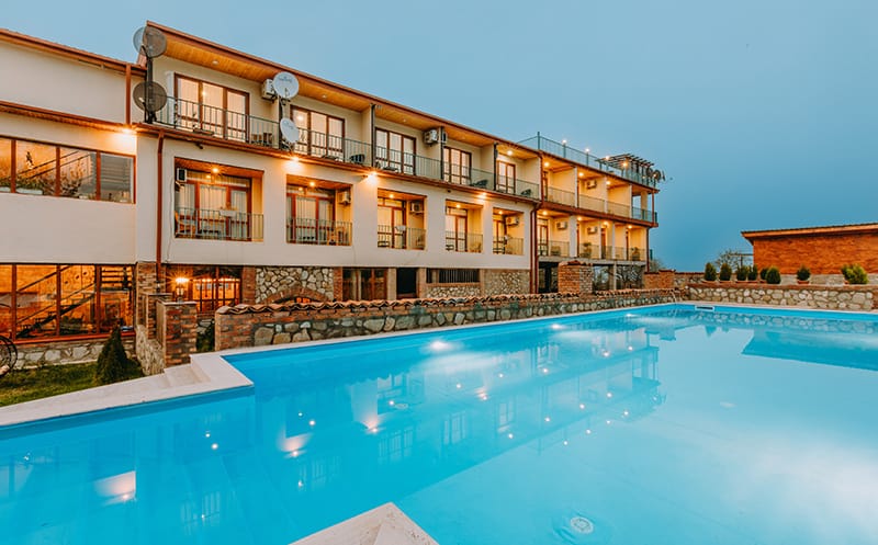 Hotel and Wine Cellar Arge